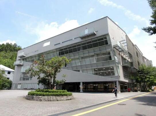 京都精華大學校園
